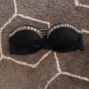 Victoria’s Secret bikini top